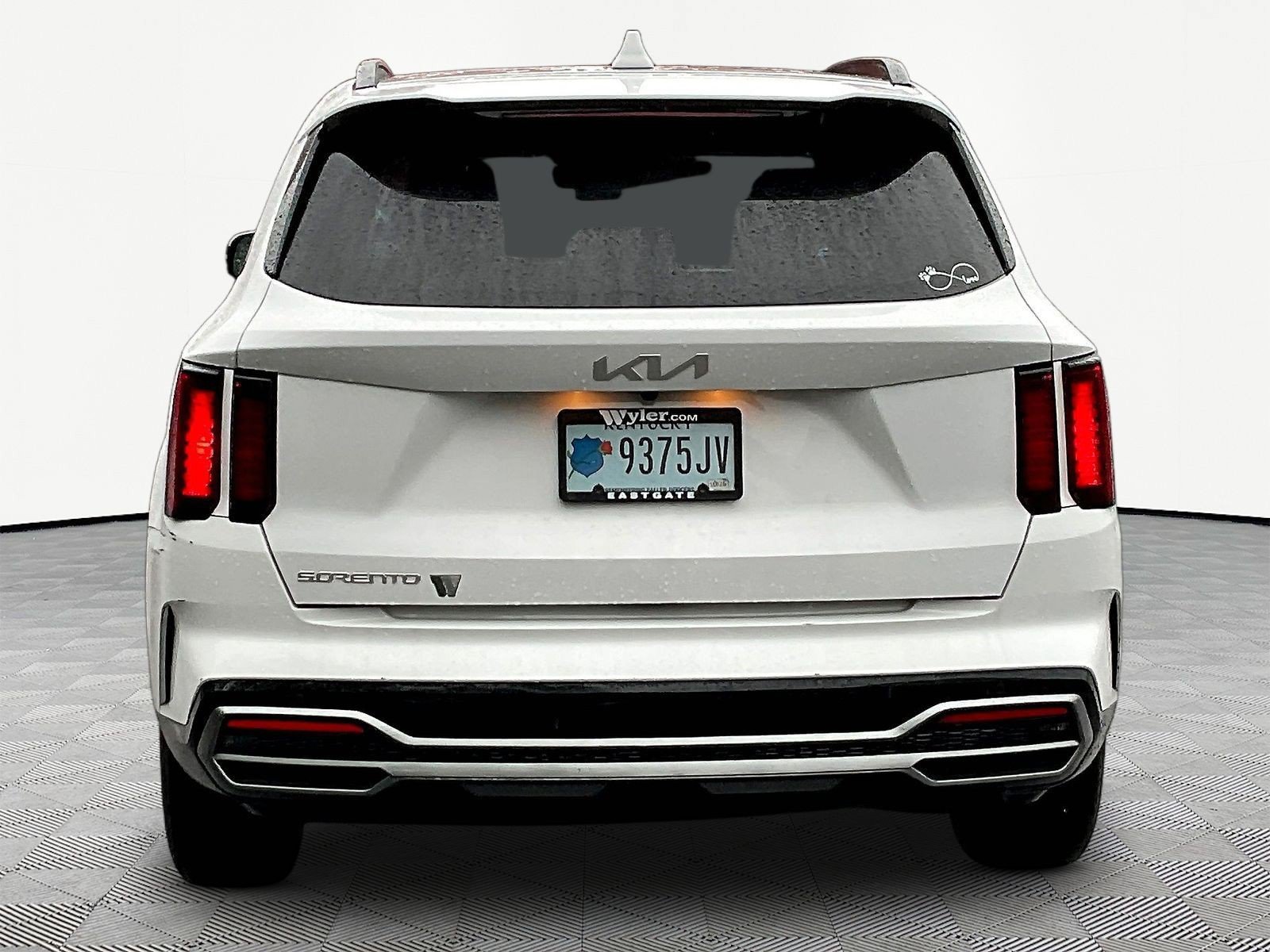 Used 2023 Kia Sorento S w/ Panoramic Sunroof Package FWD image 5