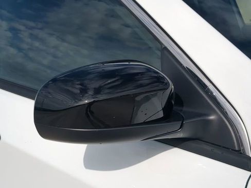 New 2026 Jeep Compass Latitude image 12