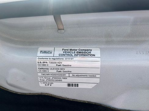 Used 2018 Ford Transit 150 130 Low Roof RWD image 34