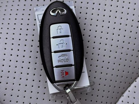 Used 2010 INFINITI G37 x Sedan w/ Premium Pkg AWD/4WD image 29