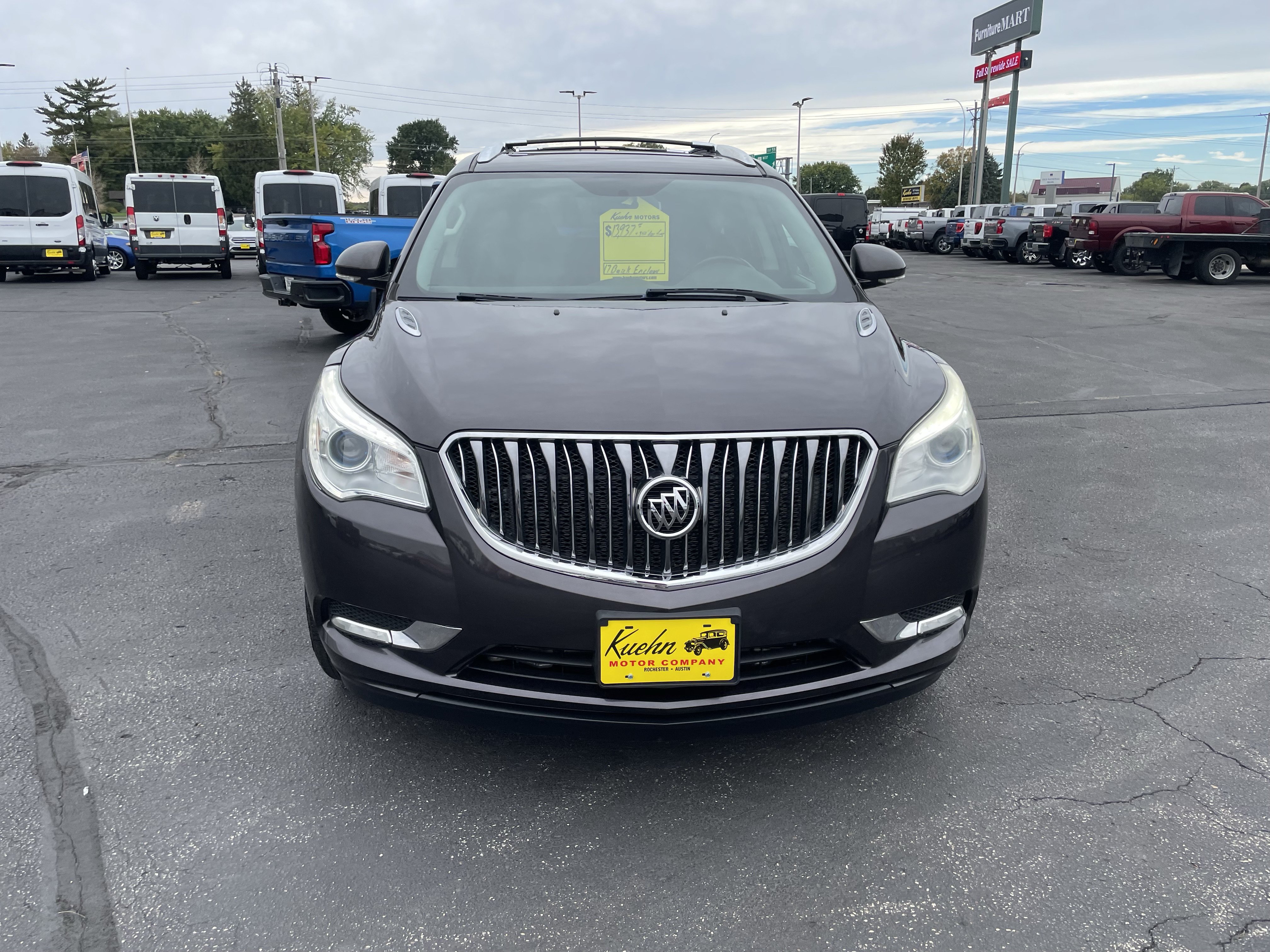 Used 2017 Buick Enclave Leather AWD/4WD image 3