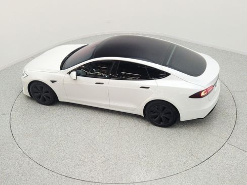 Used 2022 Tesla Model S AWD/4WD image 29