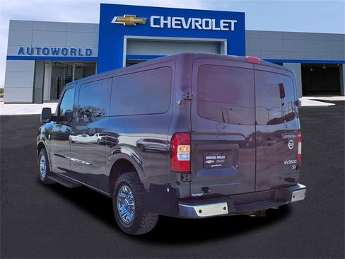 Used 2021 Nissan NV 3500 SV image 5