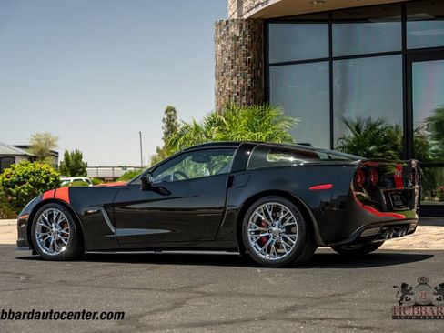 Used 2009 Chevrolet Corvette Z06 w/ Preferred Equipment Group RWD image 5