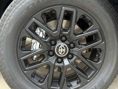New 2026 Toyota Tundra Limited AWD/4WD image 12