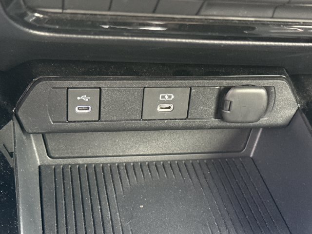 Used 2026 Toyota Prius Plug-In Hybrid FWD image 26