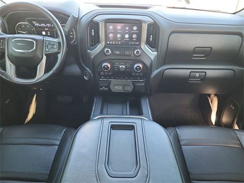 Used 2020 GMC Sierra 2500 Denali w/ Denali Ultimate Package image 23