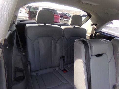 Used 2018 Audi Q7 3.0T Premium Plus image 29