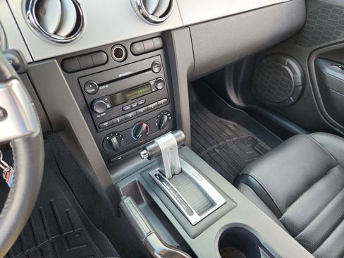 Used 2006 Ford Mustang GT Premium image 23
