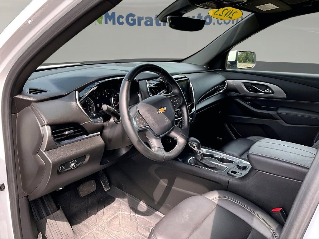 Used 2023 Chevrolet Traverse LT w/ LT Premium Package AWD/4WD image 20