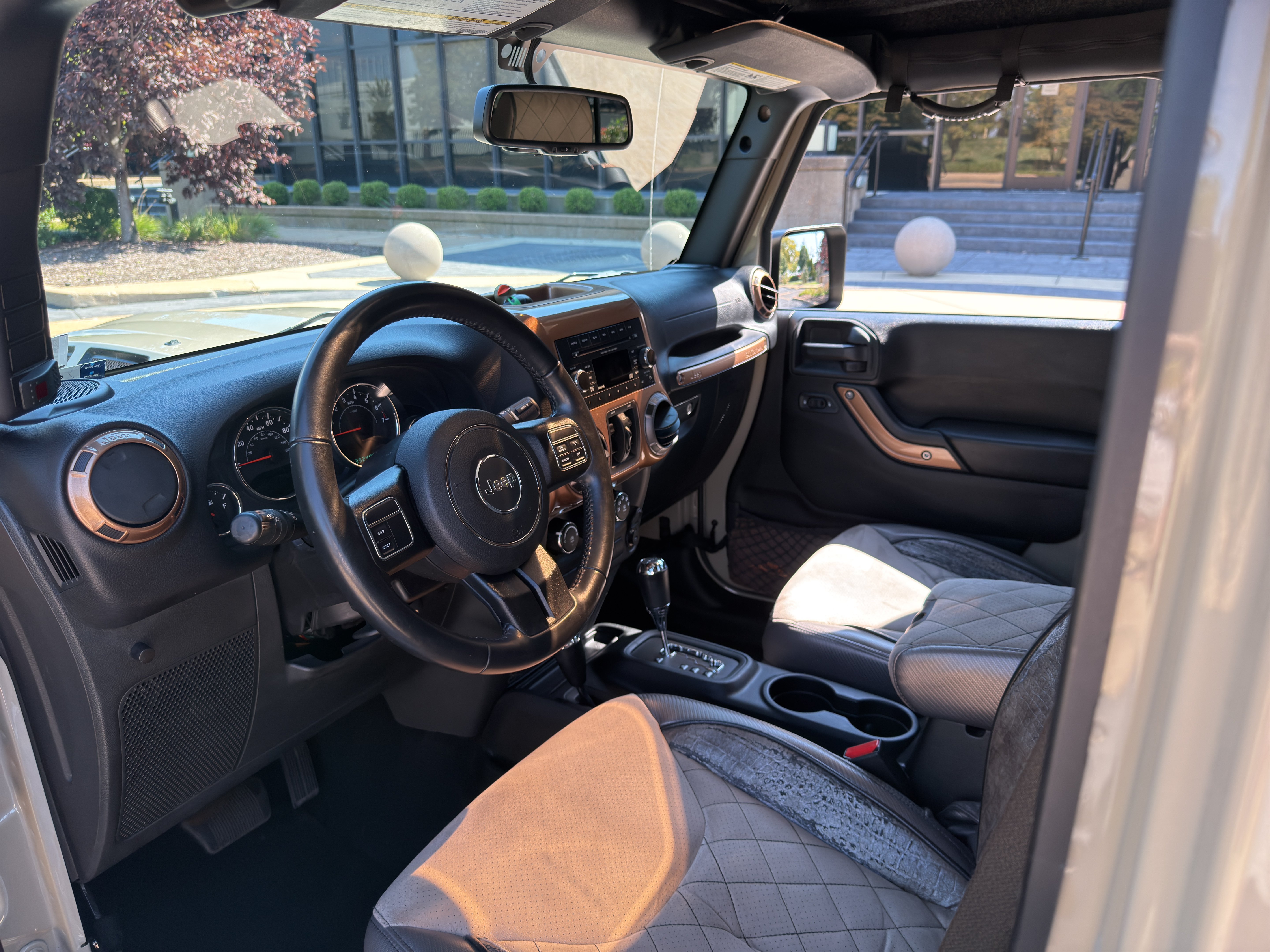 Used 2018 Jeep Wrangler Unlimited Sport S AWD/4WD image 15