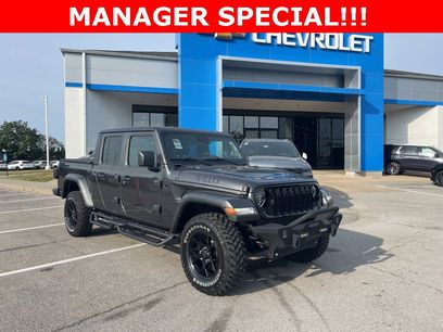 Used 2024 Jeep Gladiator Sport
