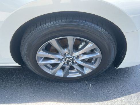 Certified 2024 MAZDA MAZDA3 s FWD image 46