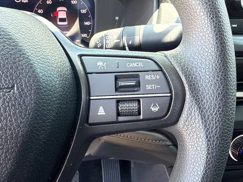 Used 2025 Honda Accord SE image 28