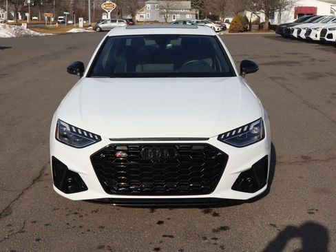 Used 2024 Audi S4 Premium Plus image 2