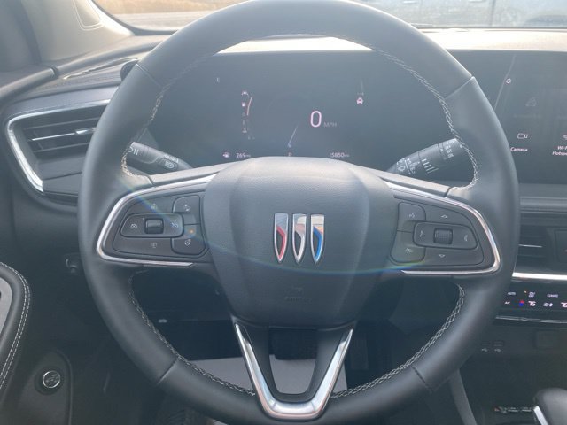 Used 2025 Buick Encore GX Avenir w/ Avenir Technology Package AWD/4WD image 8