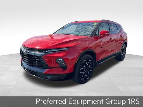Used 2023 Chevrolet Blazer RS image 3