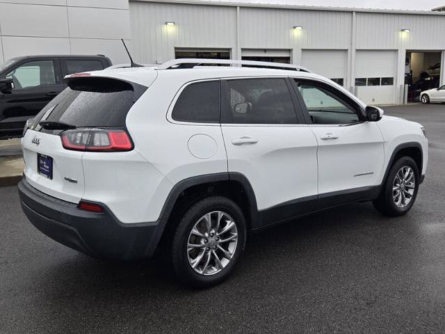 Used 2019 Jeep Cherokee Latitude Plus w/ Cold Weather Group AWD/4WD image 5
