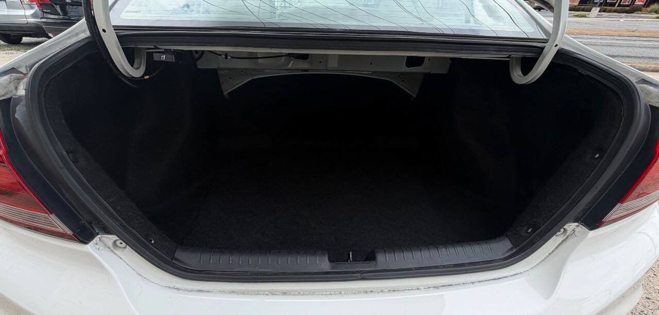 Used 2013 Honda Civic LX image 27