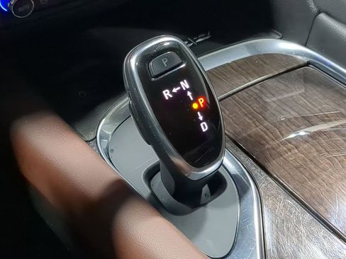 Used 2021 Buick Enclave Avenir w/ Avenir Technology Package image 49