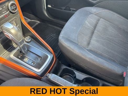 Used 2021 Ford EcoSport SE w/ SE Convenience Package image 27
