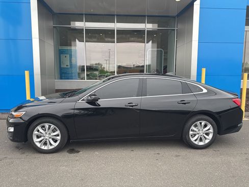 Used 2024 Chevrolet Malibu LT FWD image 9