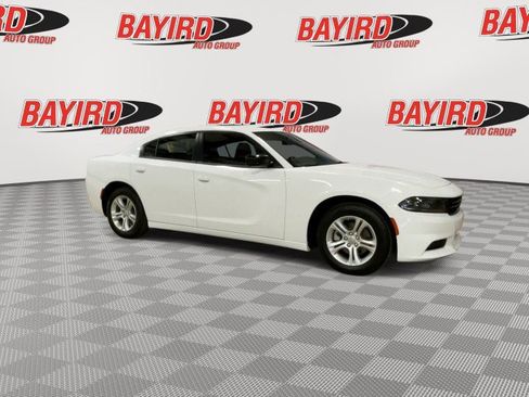 Used 2023 Dodge Charger SXT image 3