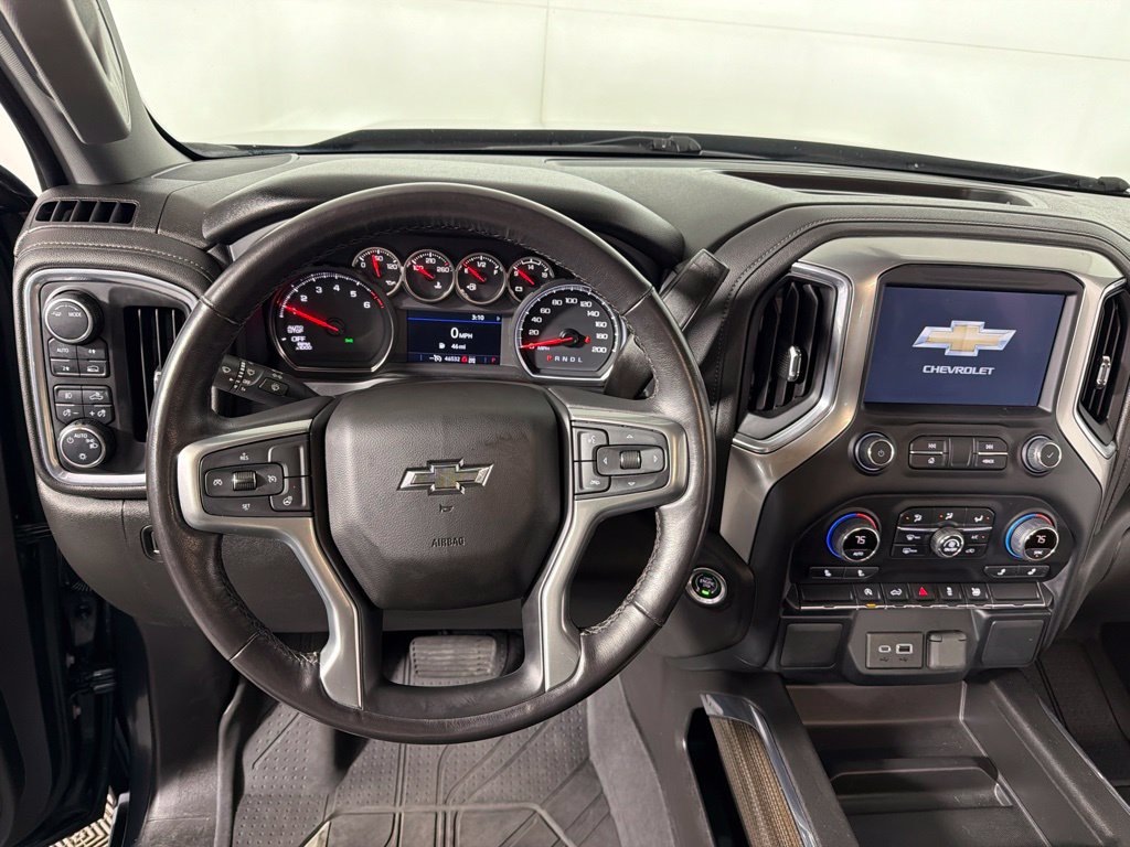 Used 2022 Chevrolet Silverado 1500 RST w/ LPO, Blackout Package AWD/4WD image 13