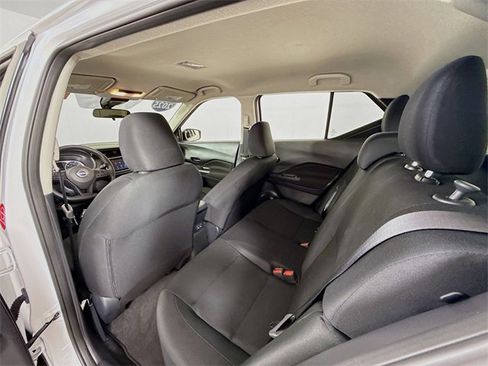 Certified 2025 Nissan Kicks Play S image 10