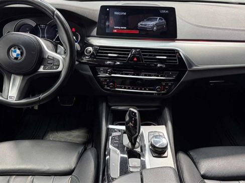 Used 2018 BMW 530i image 16