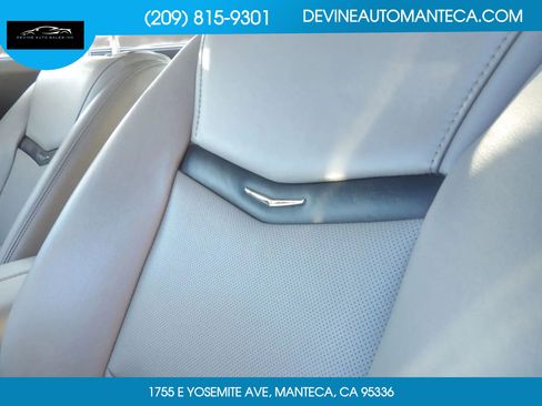 Used 2014 Cadillac XTS Premium image 18