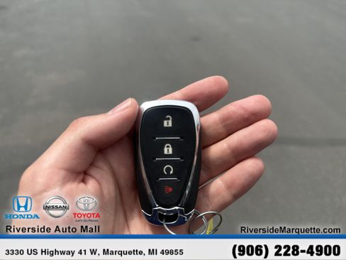 Used 2025 Chevrolet TrailBlazer LT AWD/4WD image 26