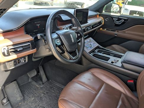 Used 2022 Lincoln Aviator Reserve w/ Equipment Group 201A image 10