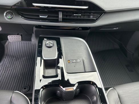 New 2026 Buick Enclave Sport Touring w/ Power Package image 11