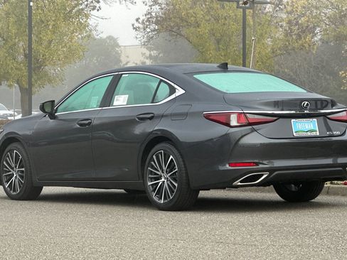 New 2025 Lexus ES 350 w/ Premium Package image 6