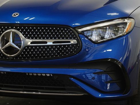 New 2026 Mercedes-Benz GLC 300 4MATIC image 11