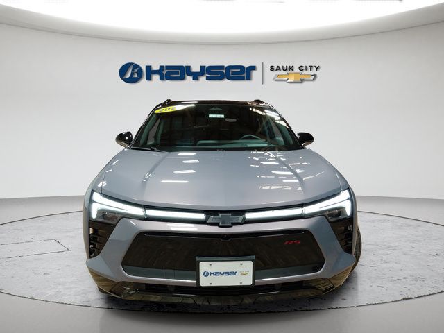 Used 2026 Chevrolet Blazer EV RS AWD/4WD image 2