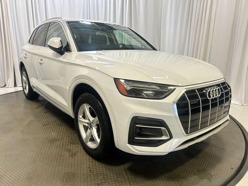 Used 2024 Audi Q5 2.0T Premium w/ Convenience Package AWD/4WD image 24