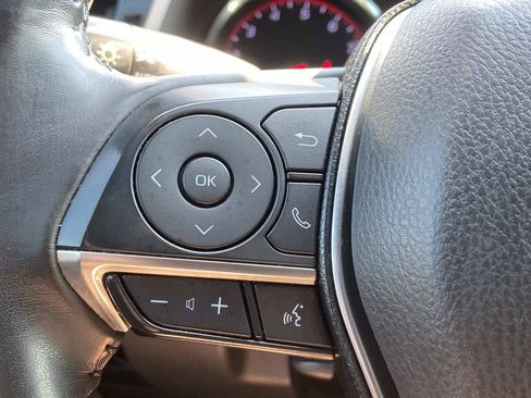 Used 2020 Toyota Camry XSE FWD image 27