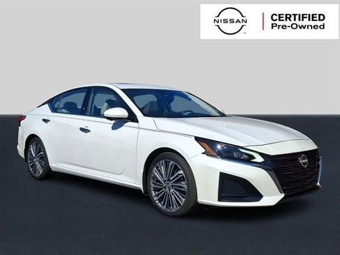 Certified 2023 Nissan Altima 2.5 SL image 1