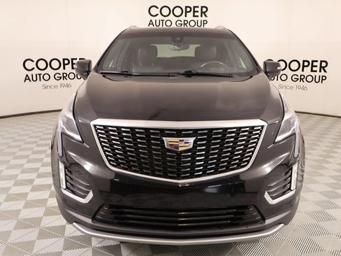 Used 2022 Cadillac XT5 Premium Luxury w/ Technology Package FWD image 9