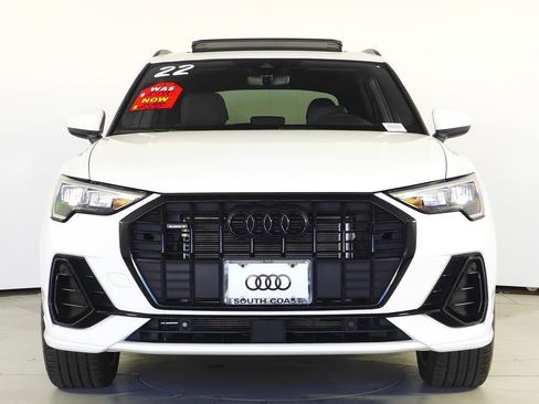 Used 2022 Audi Q3 2.0T Premium w/ Black Optic Sport Package image 3