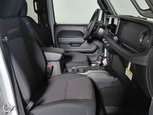 New 2026 Jeep Gladiator Mojave AWD/4WD image 14