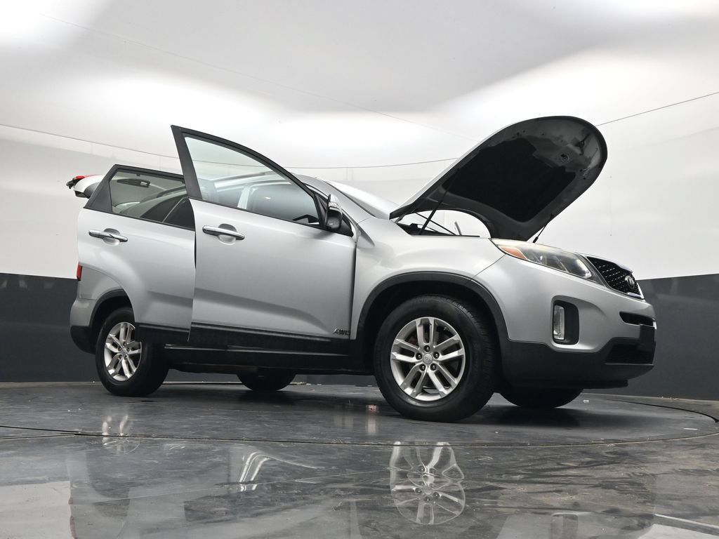 Used 2015 Kia Sorento LX AWD/4WD image 47