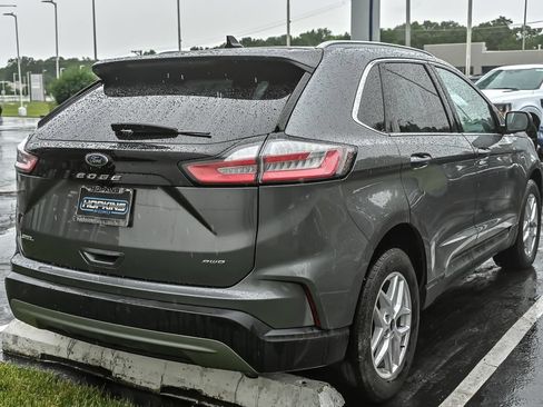 Certified 2024 Ford Edge SEL w/ Convenience Package AWD/4WD image 10