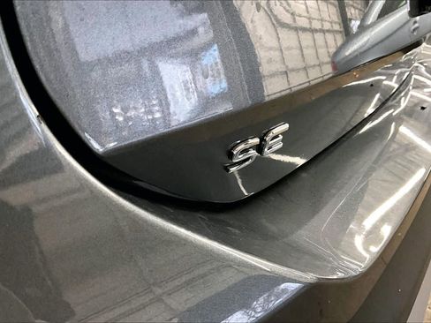 New 2026 Volkswagen Tiguan SE image 26