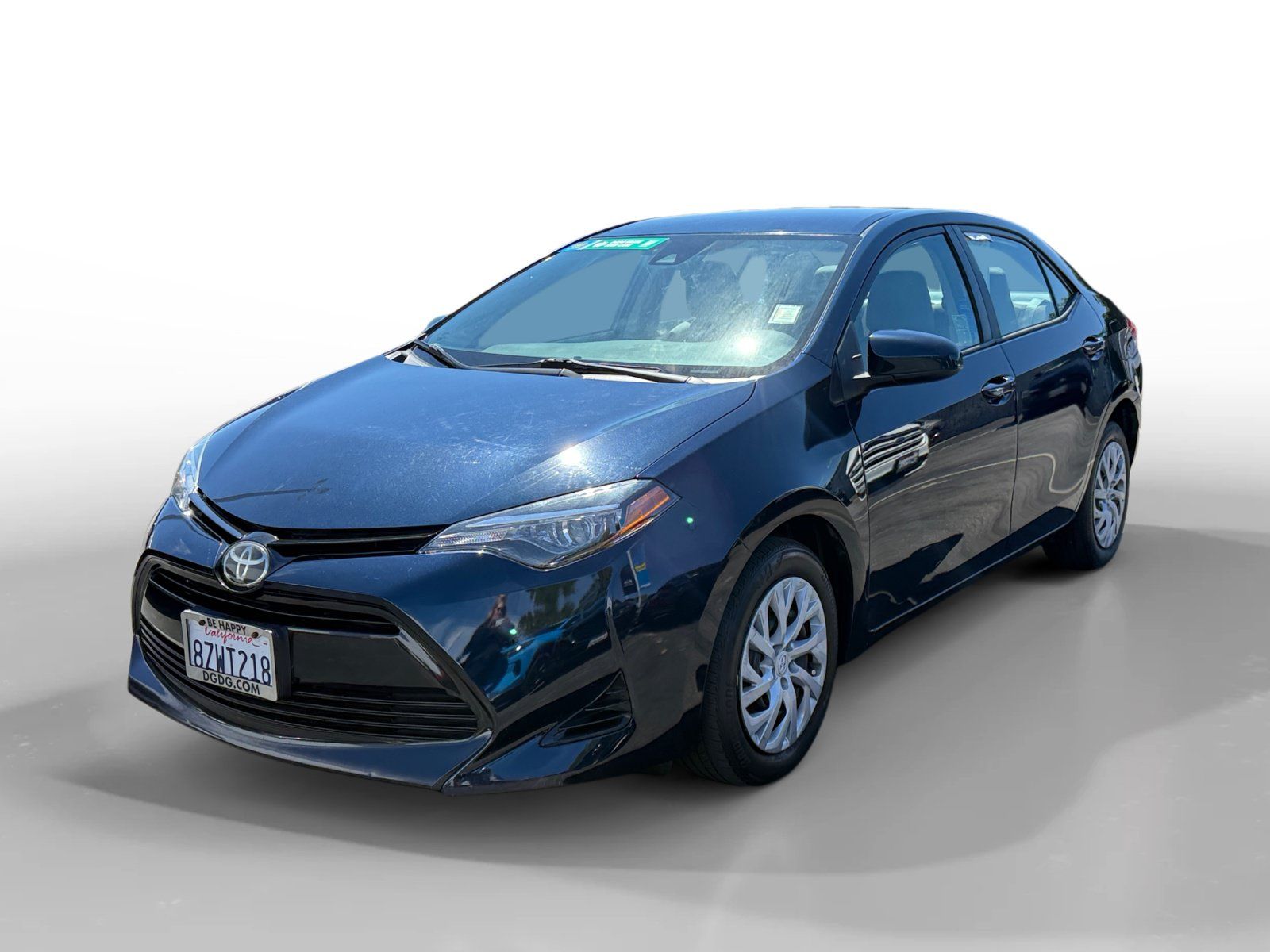 Used 2017 Toyota Corolla LE FWD image 1