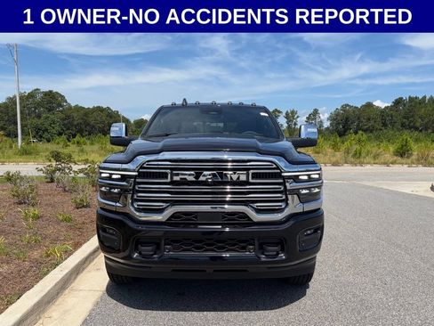 Used 2025 RAM 2500 Laramie w/ Towing Technology Group AWD/4WD image 7