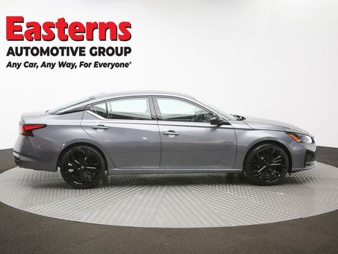 Used 2024 Nissan Altima 2.5 SR FWD image 44