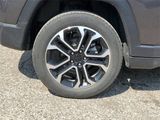 Used 2022 Jeep Compass Limited image 5